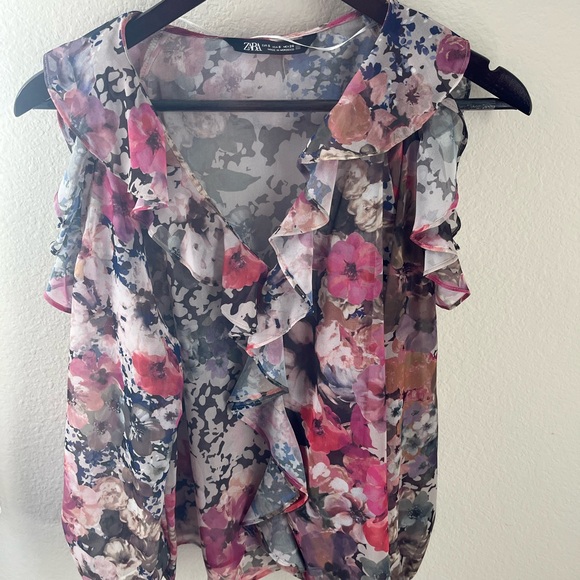 Zara Multicolor Floral Ruffle Blouse - Picture 4 of 8